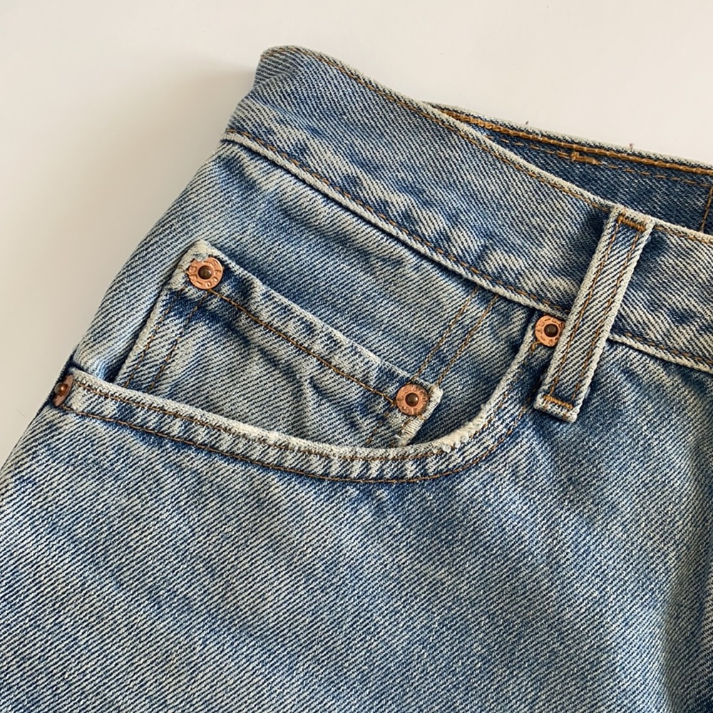 Levi’s 550 Denim Shorts! View 2